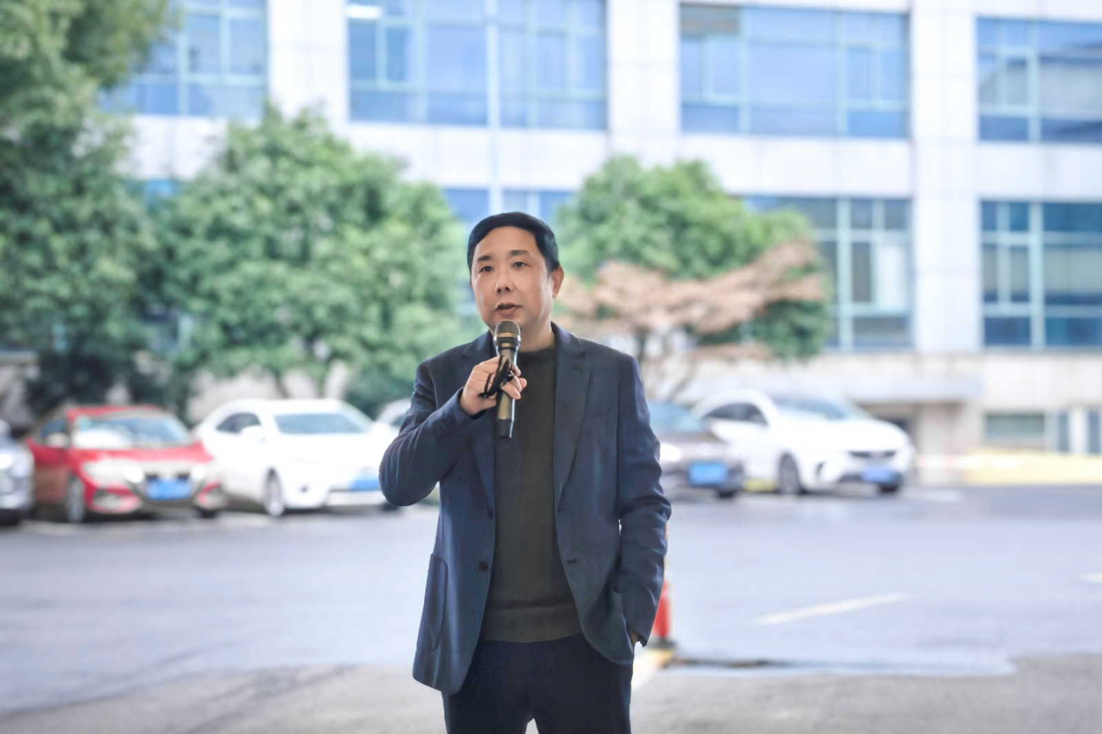 1771919446396621ecv9.jpg 2.jpg